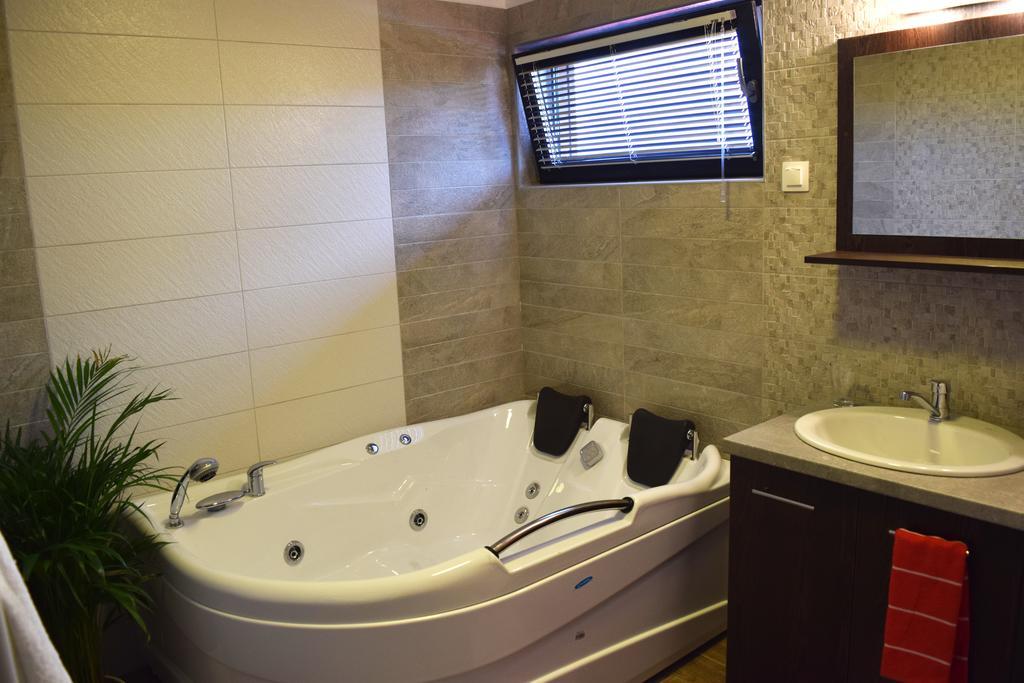 Sanderson Apartments Miercurea Ciuc Dış mekan fotoğraf